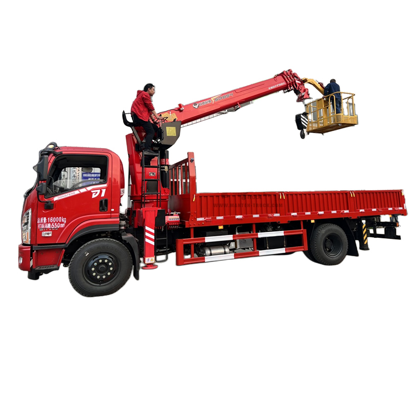 6.3 tones Dongfeng 4x2 Lifter Crane Truck