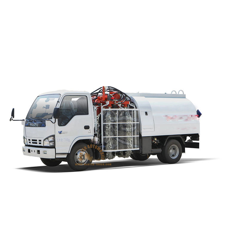 Isuzu 4x2 6 Tons Guardrail Cleaning Truck