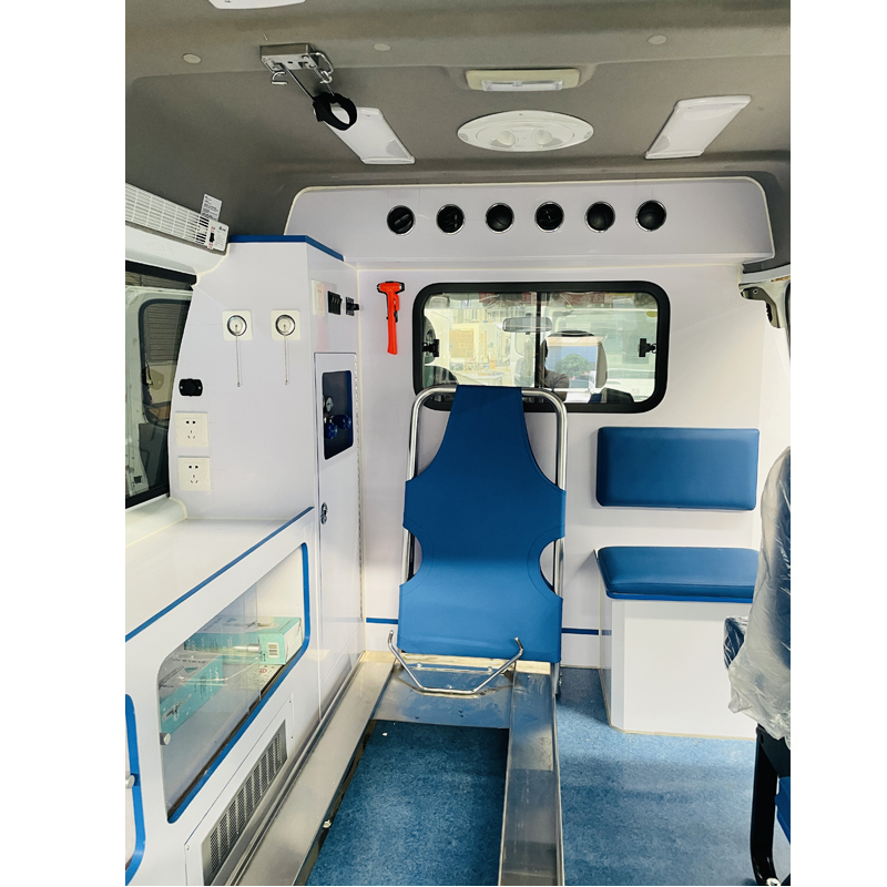 Sa loob ng larawan ng Transit Ambulans